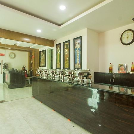Collection O Govinda Sai Otel Shirdi Dış mekan fotoğraf