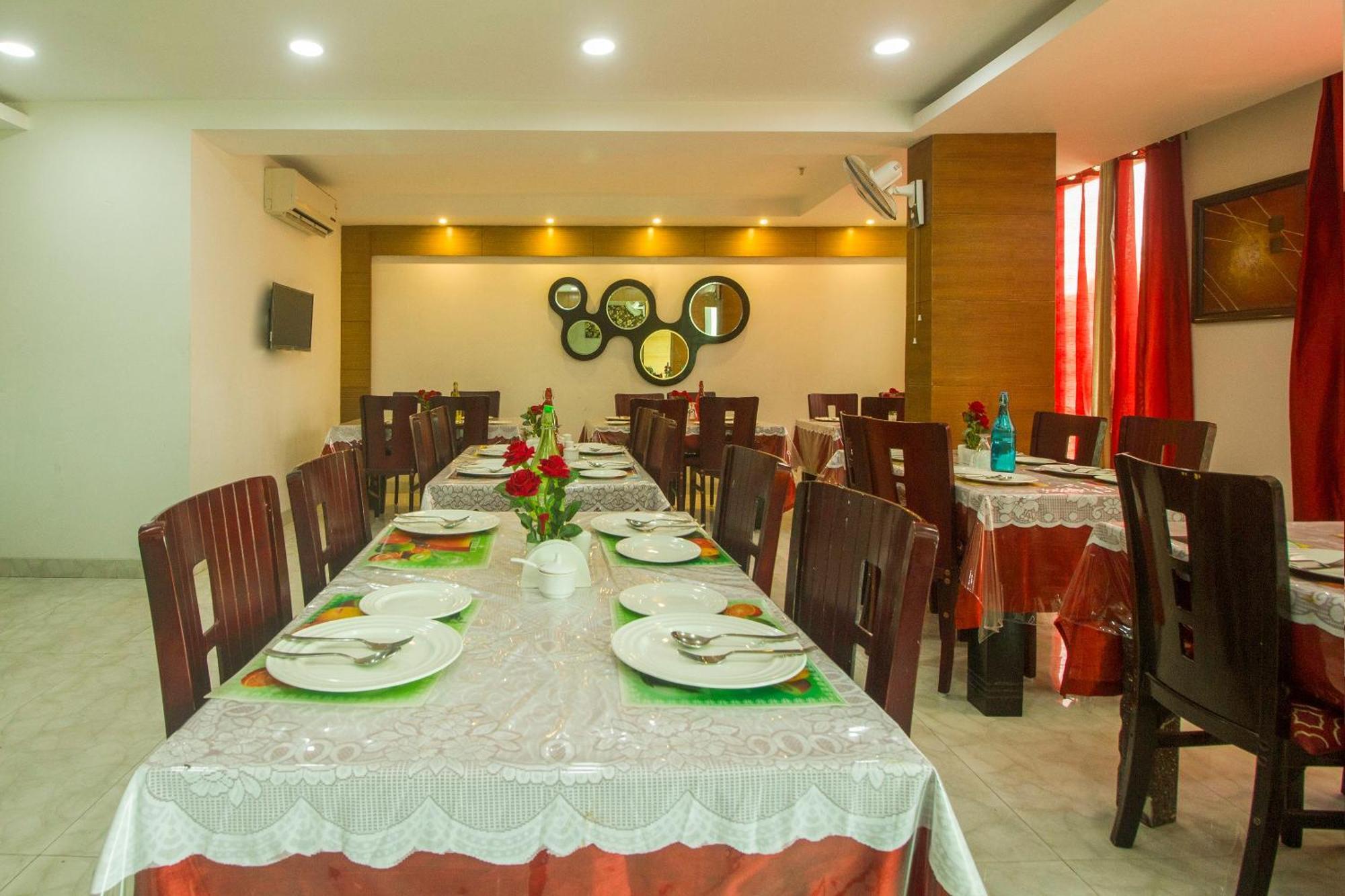 Collection O Govinda Sai Otel Shirdi Dış mekan fotoğraf